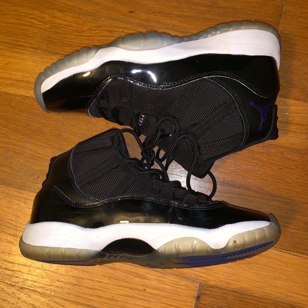 Retro 11s "Space Jam"